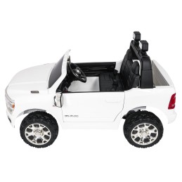 Pojazd RAM 3500 Biały