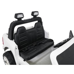 Pojazd RAM 3500 Biały