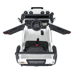 Pojazd Land Rover Defender 110 SVX Concept Biały