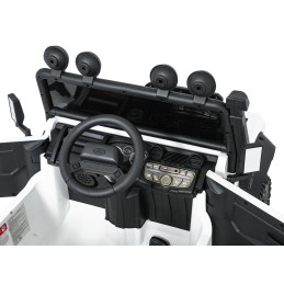 Pojazd Land Rover Defender 110 SVX Concept Biały