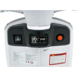 Pojazd Skuter Vespa ROMA Biały motorek dla dziecka