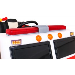 Wóz Straż Pożarna na akumulator dla dzieci + Armatka wodna + Megafon + Kogut strażacki + Pilot