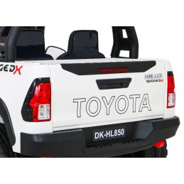 Pojazd Toyota Hilux Biała