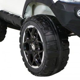 Pojazd Toyota Hilux Biała