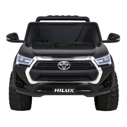 Toyota Hilux na akumulator...