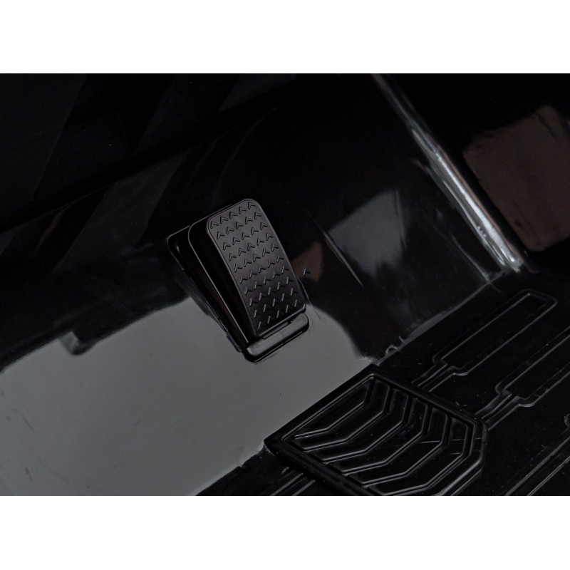 Pojazd Buggy Clash STRONG 4x4 Biały