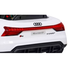 Audi RS E-Tron GT na akumulator Biały + Pilot + Napęd 4x4 + Radio MP3 + LED + EVA