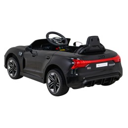 Audi RS E-Tron GT na akumulator Czarny + Pilot + Napęd 4x4 + Radio MP3 + LED + EVA