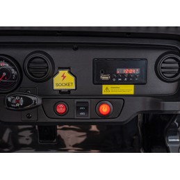 Auto terenowe OFF-ROAD 3.0 dla dzieci Czarny + Pilot + Wolny Start + Pasy + Audio LED