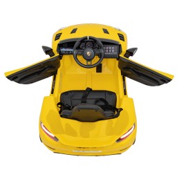 Pojazd Porsche Spyder RS 718 Żółty samochód sportowy