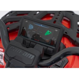 Quad Can Am Outlander ATV z Pilotem Czerwony