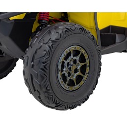 Quad Can Am Outlander ATV z Pilotem Żółty