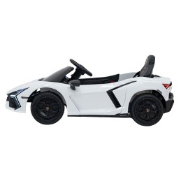 Pojazd Lamborghini Revuelto Białe