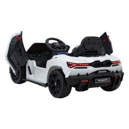 Pojazd Lamborghini Revuelto Białe