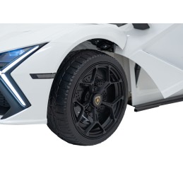 Pojazd Lamborghini Revuelto Białe