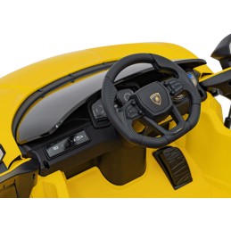 Pojazd Lamborghini Revuelto Żółty